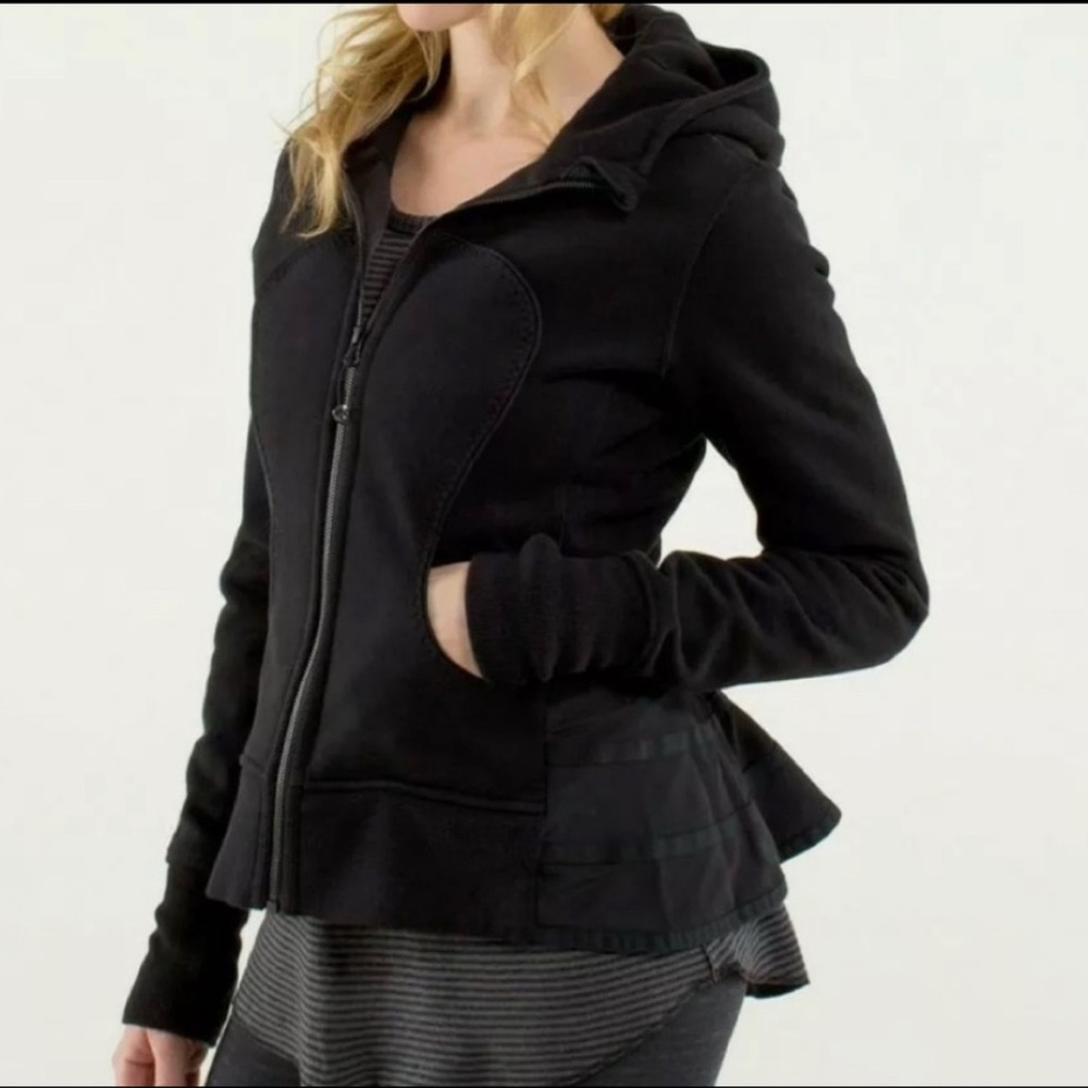 Lululemon Scuba Hiver Peplum Ruffle Hoodie Jacket - Picture 2 of 12